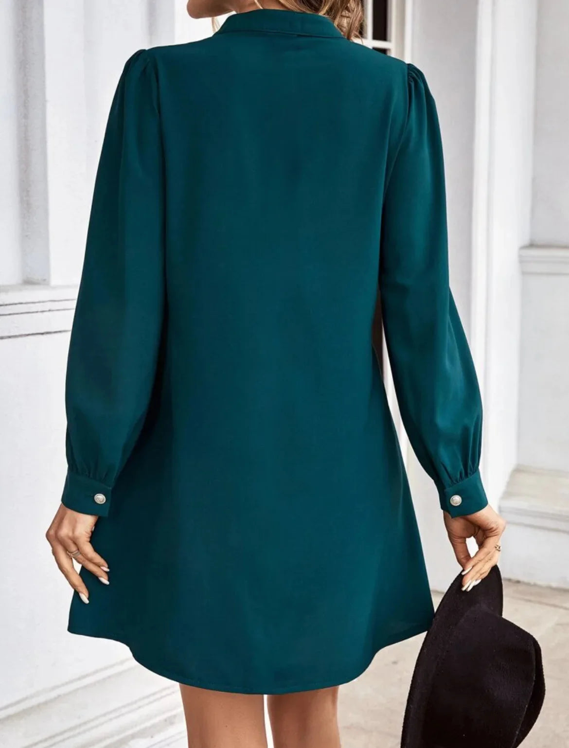 Women’s Casual Mini Dress – V-Neck & Loose Fit