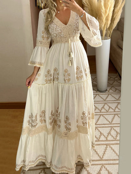 Women’s Vintage Lace Maxi Dress – V-Neck & Empire Waist