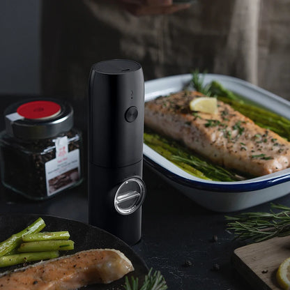 Metal Salt Pepper Grinder – Modern & Durable Design